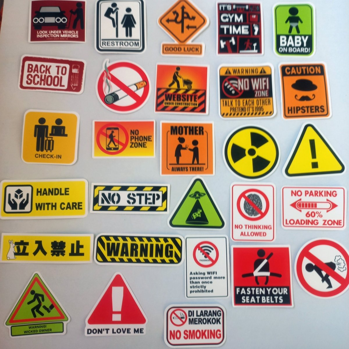 Pachet Stickere Amuzante – Avertismente cu Umor 100 buc - StickerJoy