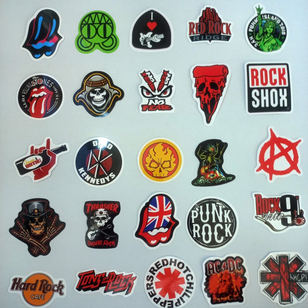 Pachet Stickere Rock n Roll 50 buc. - StickerJoy