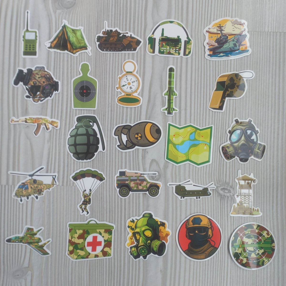 50 Stickere Army Premium – Set Stickere Militare Tactical Rezistente la Apa pentru Laptop Telefon - StickerJoy