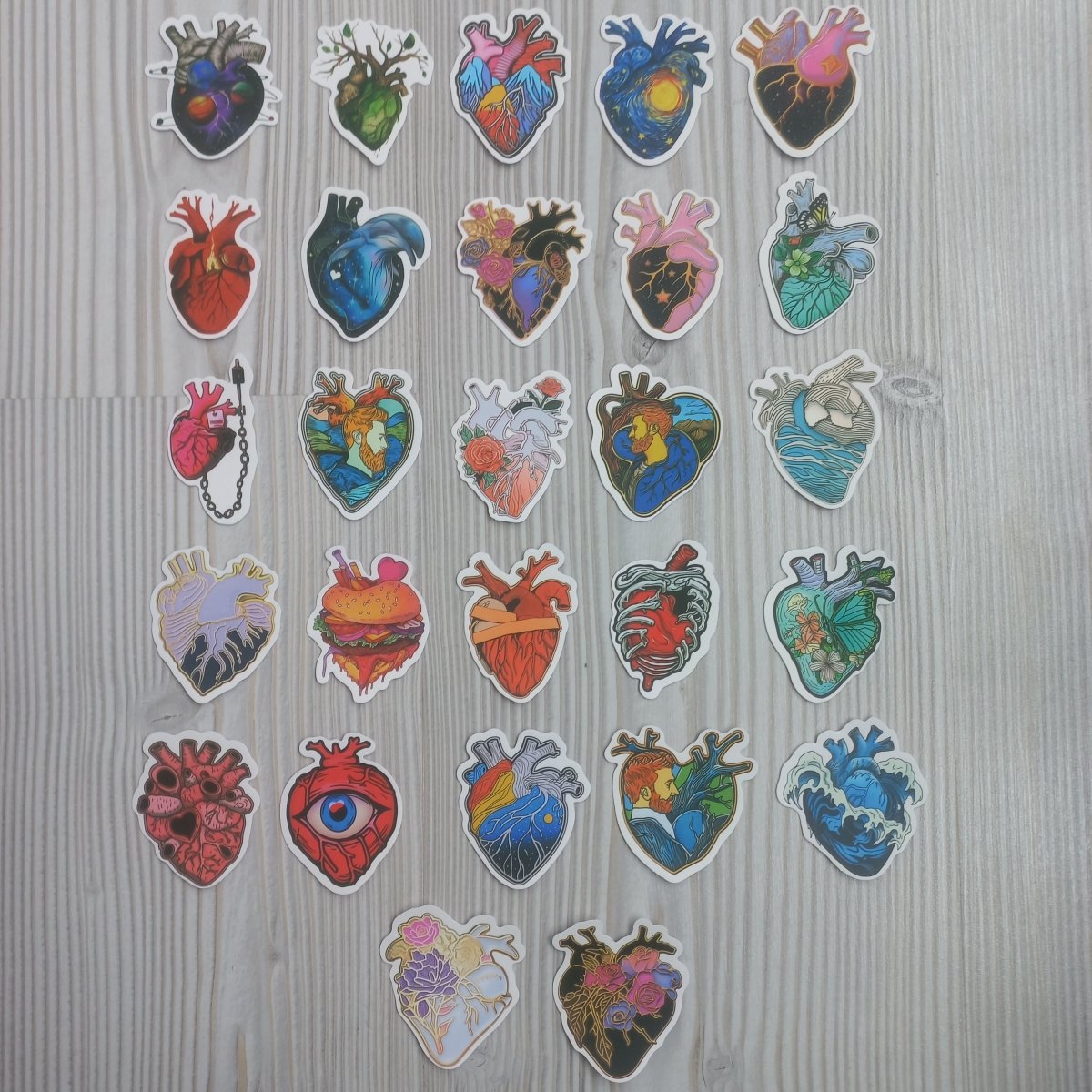 50 Stickere Inimi Premium – Set Stickere Heart Aesthetic Waterproof pentru Laptop, Telefon, Cadou - StickerJoy