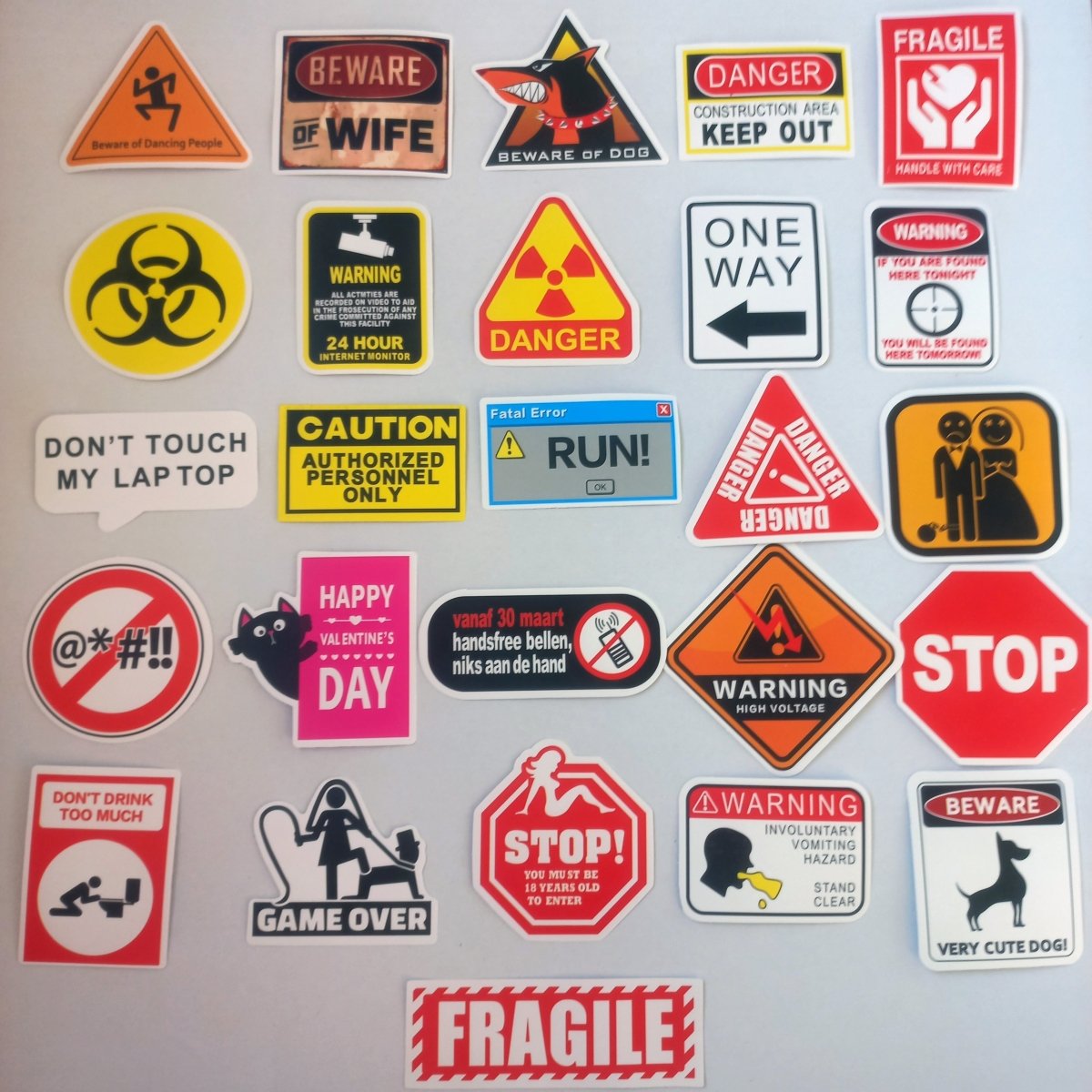 Pachet Stickere Amuzante – Avertismente cu Umor 100 buc - StickerJoy