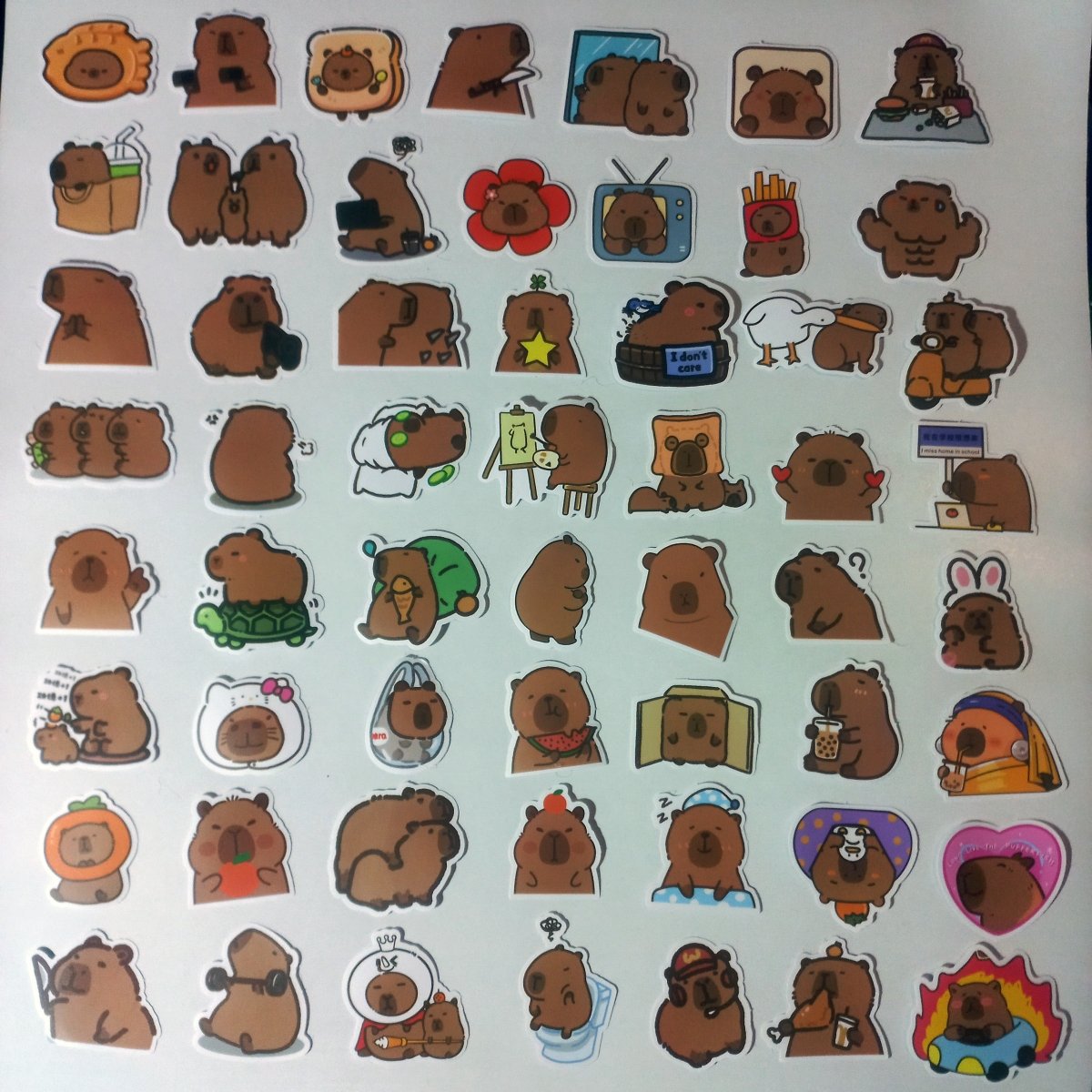 Pachet 100 Stickere Capybara – Cute, Funny & Chill Vibes - StickerJoy