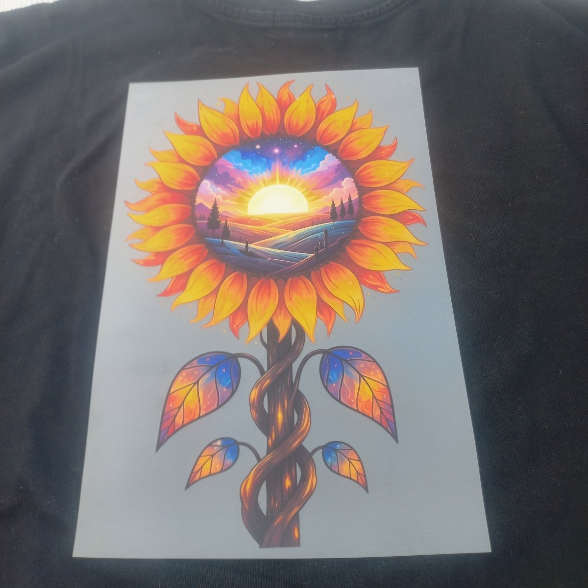 Sticker DTF „Sunflower Glitch” – Design Streetwear Modern - StickerJoy