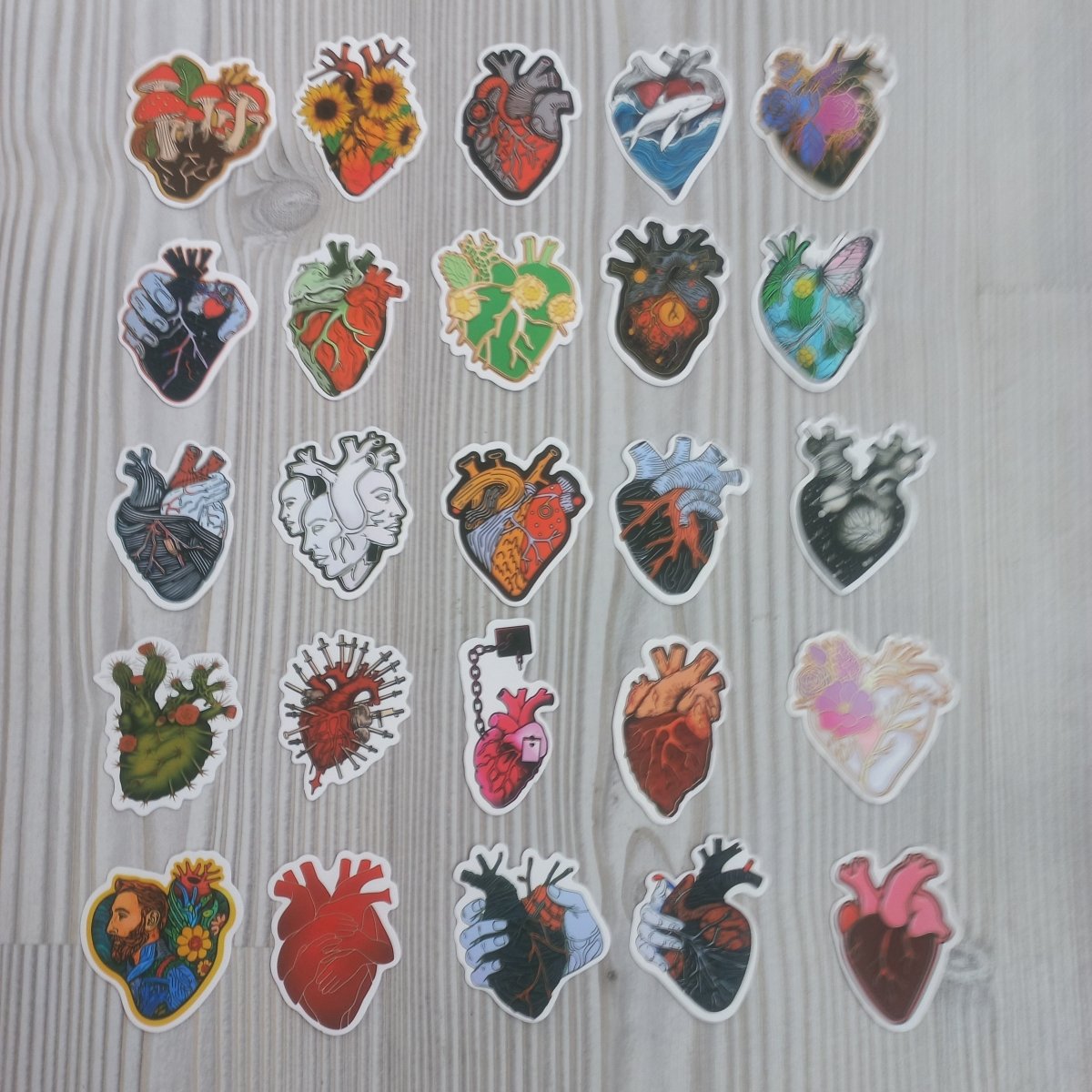 50 Stickere Inimi Premium – Set Stickere Heart Aesthetic Waterproof pentru Laptop, Telefon, Cadou - StickerJoy