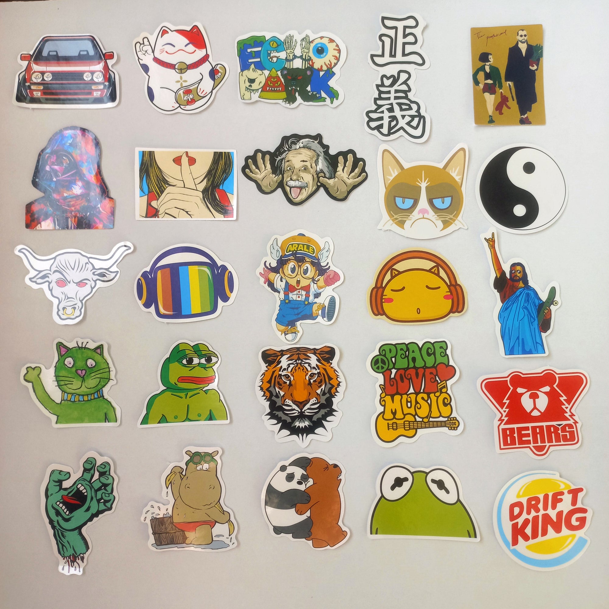 Pachet stickere artă urbană și personaje amuzante – rezistente la apă