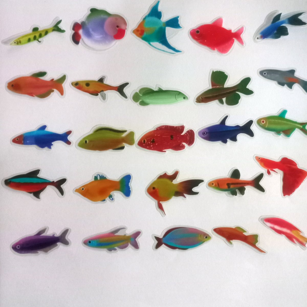 Pachet Stickere Pești – 50 Stickere Colorate cu Pești de Acvariu - StickerJoy